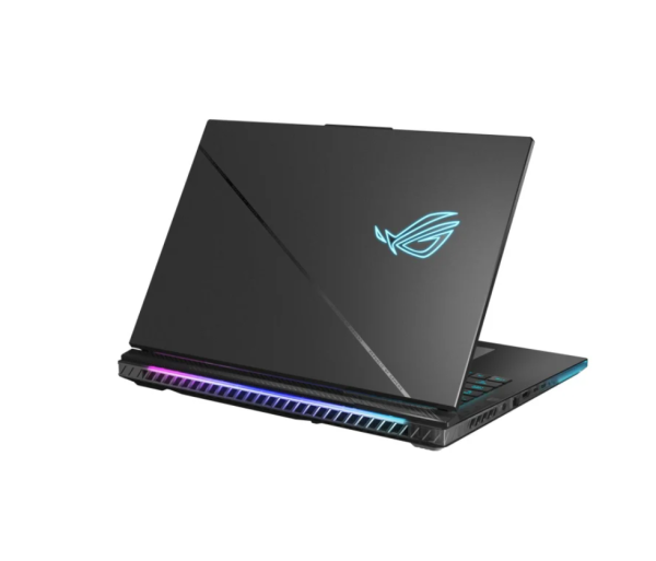 ASUS ROG Strix SCAR 18 i9-14900HX/32GB/2TB/Win11P RTX4090 240Hz