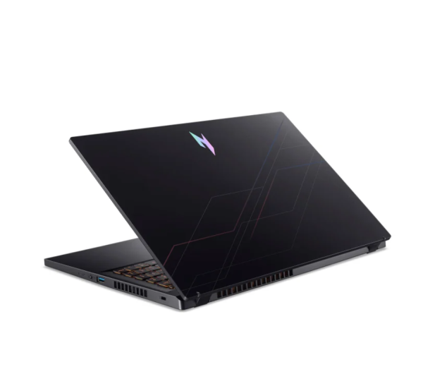 Acer Nitro V i9-13900H/32GB/512 RTX5060 165Hz