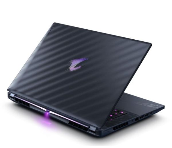 Gigabyte AORUS MASTER 16 Ultra 9 275HX/1TB/32GB/W11P RTX5070Ti 240Hz