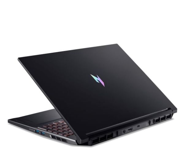 Acer Nitro V16 Ryzen 7 260/16GB/1TB RTX5060 180Hz